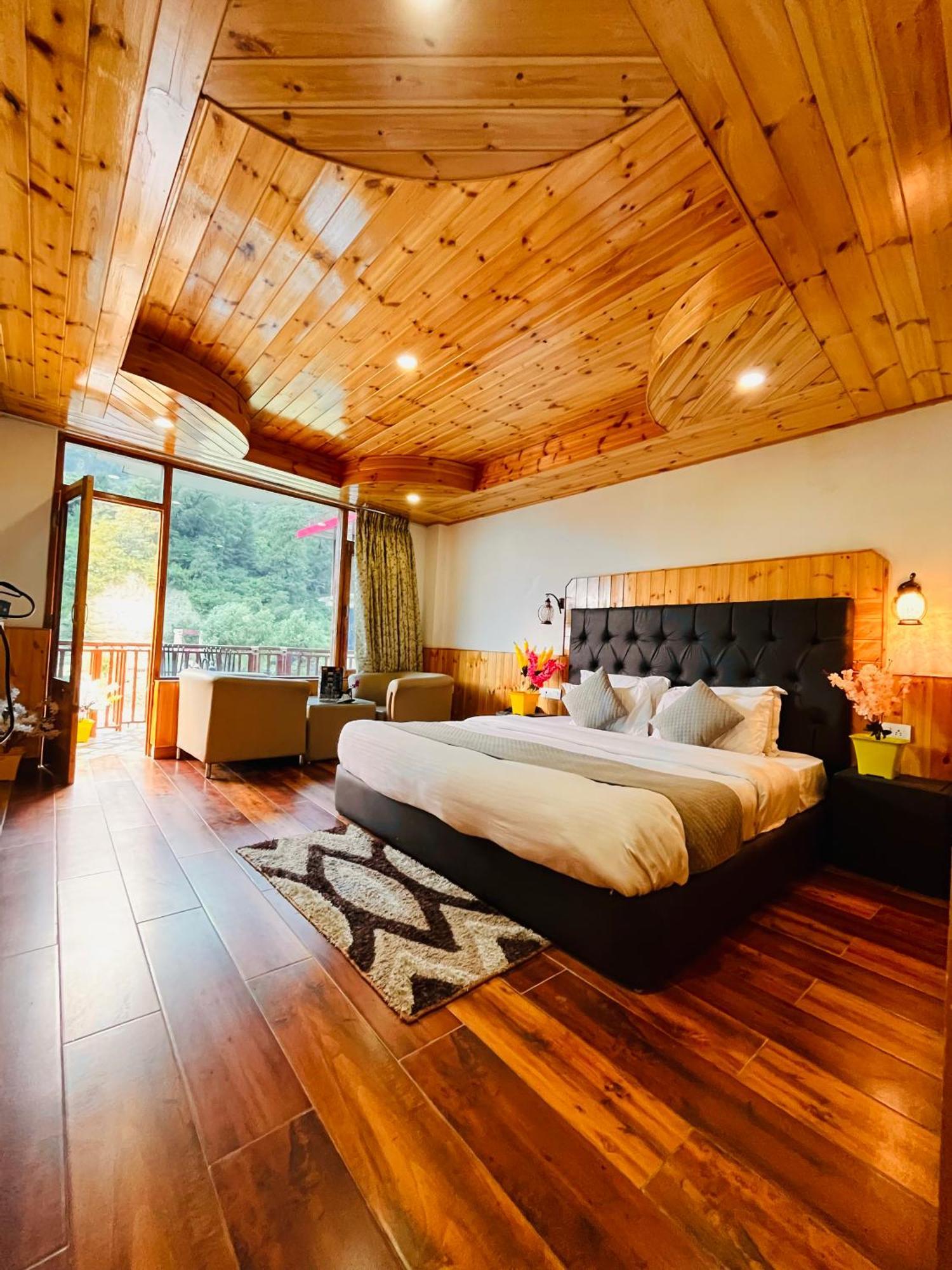 Himalayan Riverside Resort, Manali Екстер'єр фото