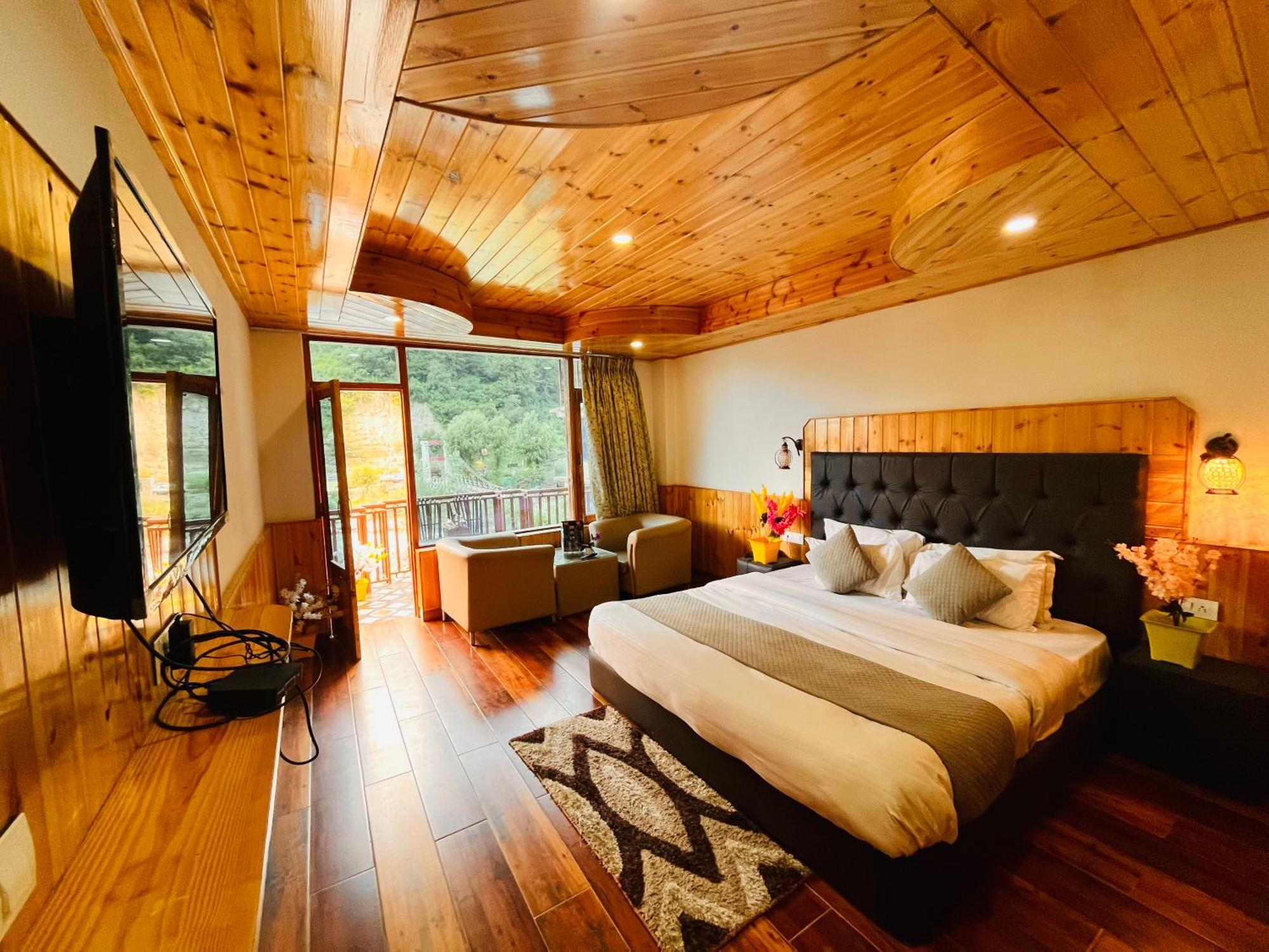 Himalayan Riverside Resort, Manali Екстер'єр фото